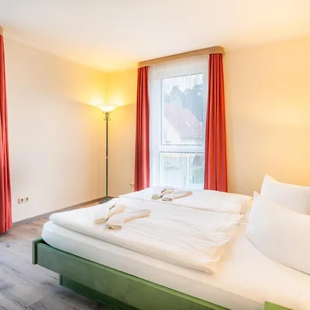 Tropenhaus Bansin Apart Otel 4*
