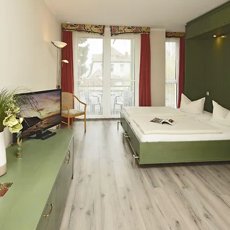 Tropenhaus Bansin Aparthotel 4*