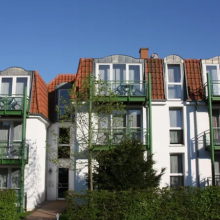 Tropenhaus Bansin Apart Otel 4*