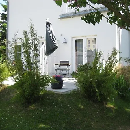 Apart Otel Tropenhaus Bansin 4*