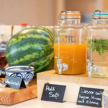 Apart Otel Tropenhaus Bansin 4*